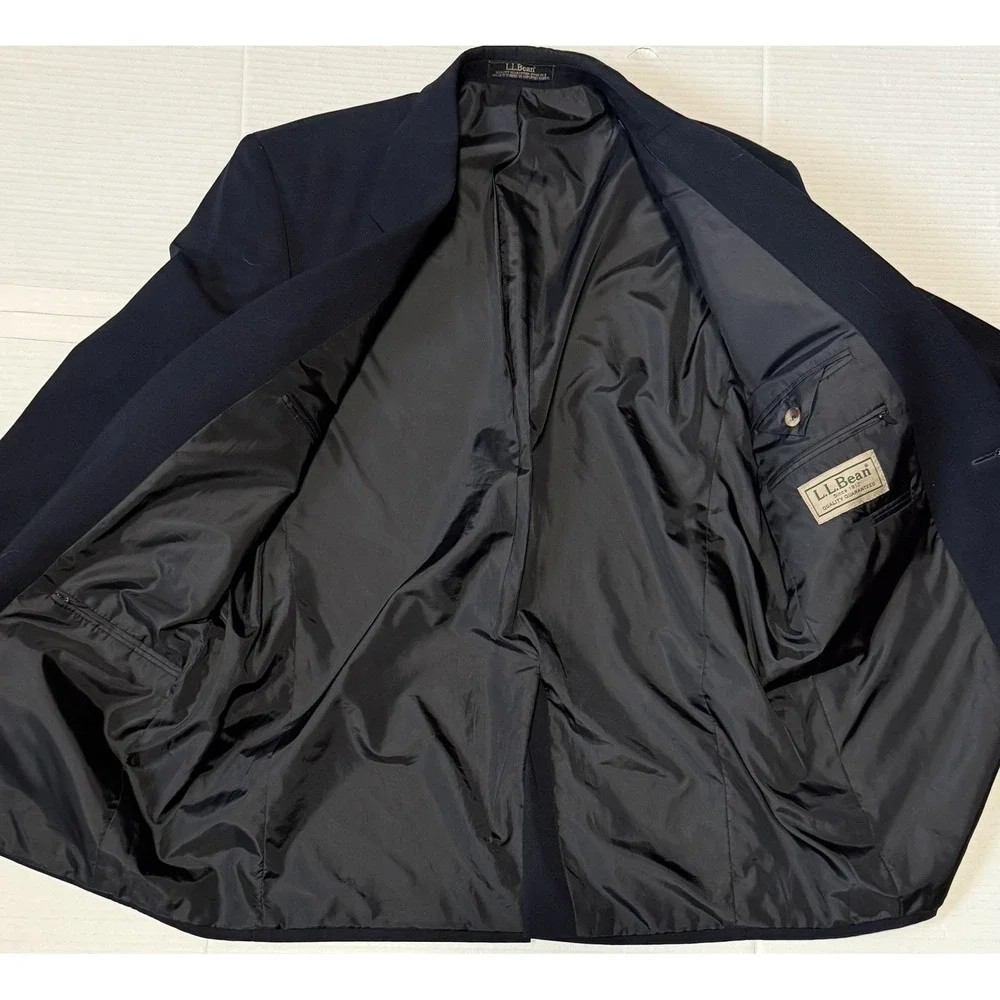 LL Bean‎ - Men's Navy Blue Blazer Sport Coat - Gold Buttons Classic - 40 Regular